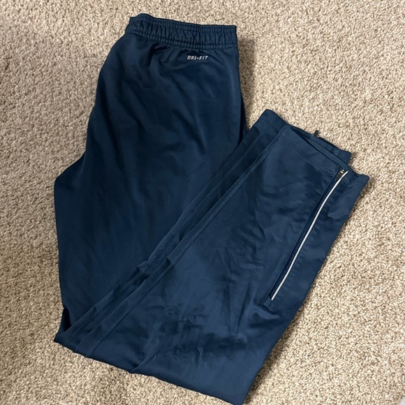 Nike Men's Dark Blue Dri-Fit Joggers Pants - Picture 2 of 4